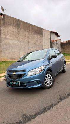 CHEVROLET ONIX 1.0 MPFI LS 8V FLEX 4P MANUAL CHEVROLET ONIX 1.0 MPFI LS 8V FLEX 4P MANUAL